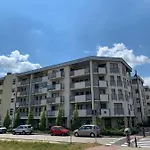 Comfortable Rooms In The Apartament On Aleja Wilanowska 5