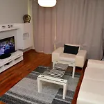 Azyl Apartments