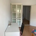 Comfortable Rooms In The Apartament On Aleja Wilanowska 5