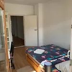 Comfortable Rooms In The Apartament On Aleja Wilanowska 5
