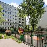 Ogrodowa Warm Wood Apartment
