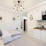 Okopowa Luminous Apartment