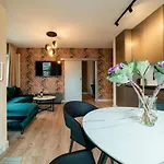 Mennica Residence Luxury Location