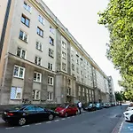 Okopowa Luminous Apartment
