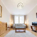 Golden Apartment-Central Location-N41A