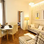 City Center - Golden Apartments - Dobr11A