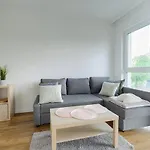 White Studio Targowa 10