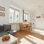 Cozy Studio In The Heart Of Warsaw, Elektoralna By Noclegi Renters