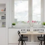 Metro Plac Wilsona Studio Apartment Zoliborz By Renters