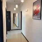 Chlodna 2/18 Room №2