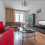 P And O Apartments Sandomierska