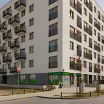 Home Factory Estate Praga Kotsisa By Noclegi Renters