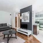 Chill Apartments Kabaty Family