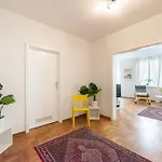 New Town Spacious Apartment