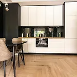 Luxury Apartments Mennica Residence - Golden Apartments - City Center