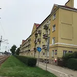 Marymont Metro Apartment