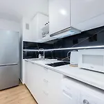 Mg Warsaw Unit Room Nocleg Bed&Breakfast -5