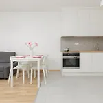 Warsaw Ulrychow Apartment With Parking By Renters