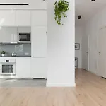 Warsaw Jurajska Unique Apartment By Noclegi Renters