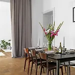 Oomph Koszyki Luxurious Apartments