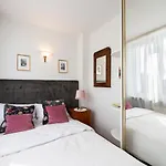 Warsaw Vintage Apartment