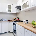 Clicktheflat Avenue Place Apart Rooms