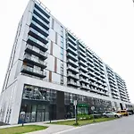 Wola Lush Apartment