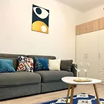 Cool Life Apartment
