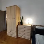 Classic Apartament Metro Kabaty