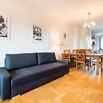 Woronicza Homey Wooden Apartment