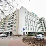 Metro Stoklosy Blue Mint Apartment