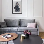 Ecru Warsaw Glamorous Studio Near Metro Nowy Swiat