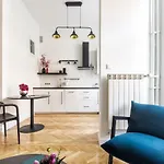 Ecru Warsaw Glamorous Studio Near Metro Nowy Swiat