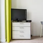 Bright And Cozy- Golden Apartments- City Center&K2