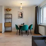 Warsaw Concierge Niska