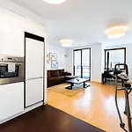 Mokotow Sunlight Apartment