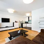 Mokotow Sunlight Apartment