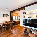Bemowo Green Wood Apartment