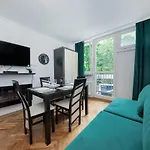 Unit Rooms Warszawa By Metro Rondo Onz Short Rent Idealne Pokoje Na Nocleg W Warszawie
