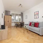 Biale Aleje Mokotow Apartment Metro By Noclegi Renters