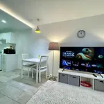 Palace 3 Wifi 65\'Tv Netflix Hbo Disney Applettv