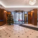 Modern Apartment With Balcony Near Hilton