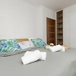 Spacious Apartment Premium Warszawa Wola By Renters Prestige