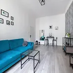 Hoza 66 Prywatne Mieszkanie 400M Od Dworca Centralnego Samodzielne Zameldowanie!