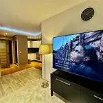 Decor 3 Metro Fast Wifi 1Gbs 80\'Tv Hbo Disney Appletv