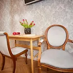 Mokotowska Place For You