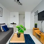 Warsaw Inside Solec With Private Parking