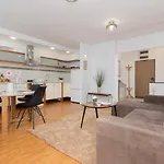 Korotynskiego Warsaw Apartment