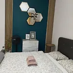 Urocze Mieszkanie Na Zielonym Zoliborzu