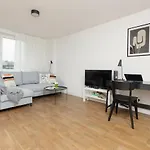 Modern Studio With Balcony Warsaw Mokotow By Noclegi Renters